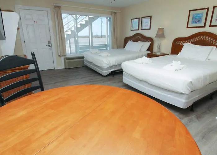 Fin \'N Feather Waterside Inn By Kees Vacations
